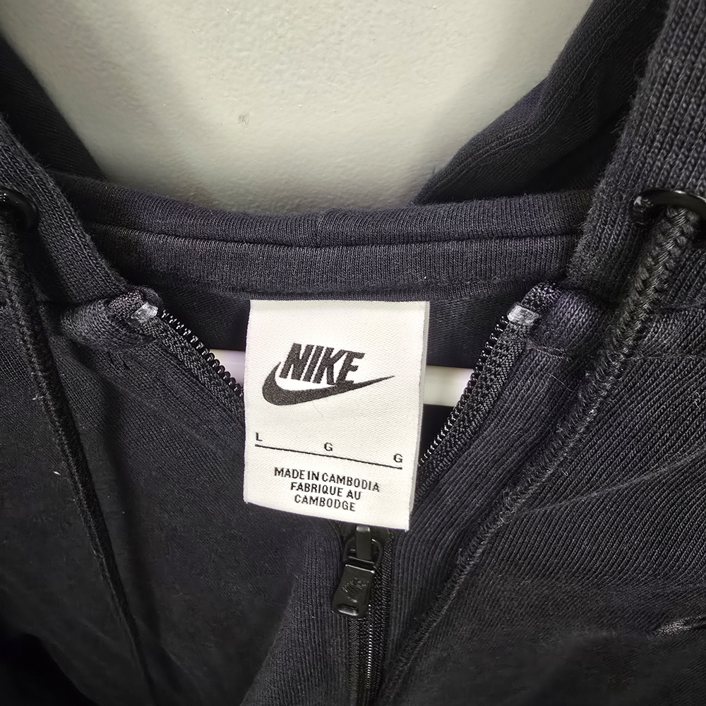 Nike Black Full Zip Hoodie Women’s Large Sweatshirt Minimal Logo Athletic - Picture 4 of 5